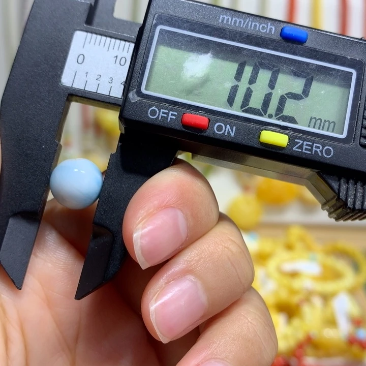 未镶嵌针钠钙石（海纹石）珠宝半成品瑕疵
