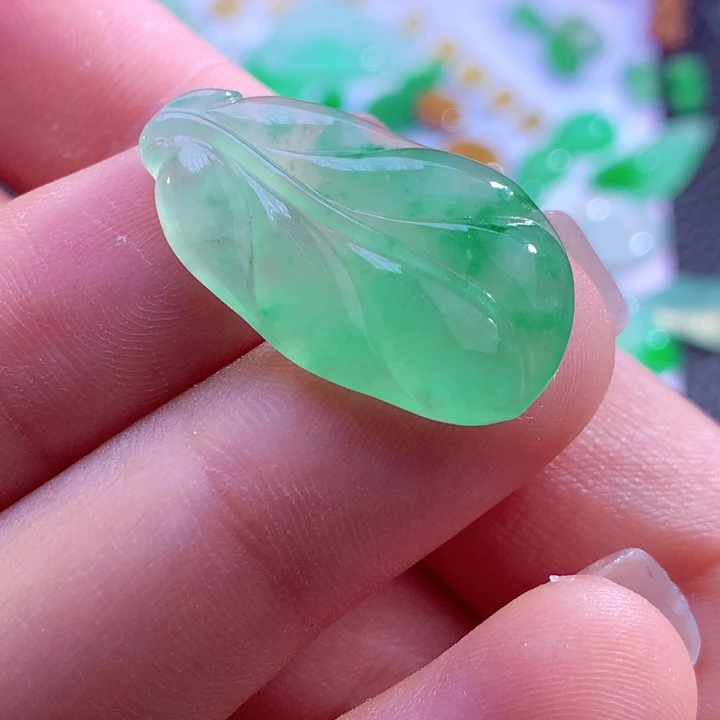 翡翠未镶嵌颈饰缅甸翡翠