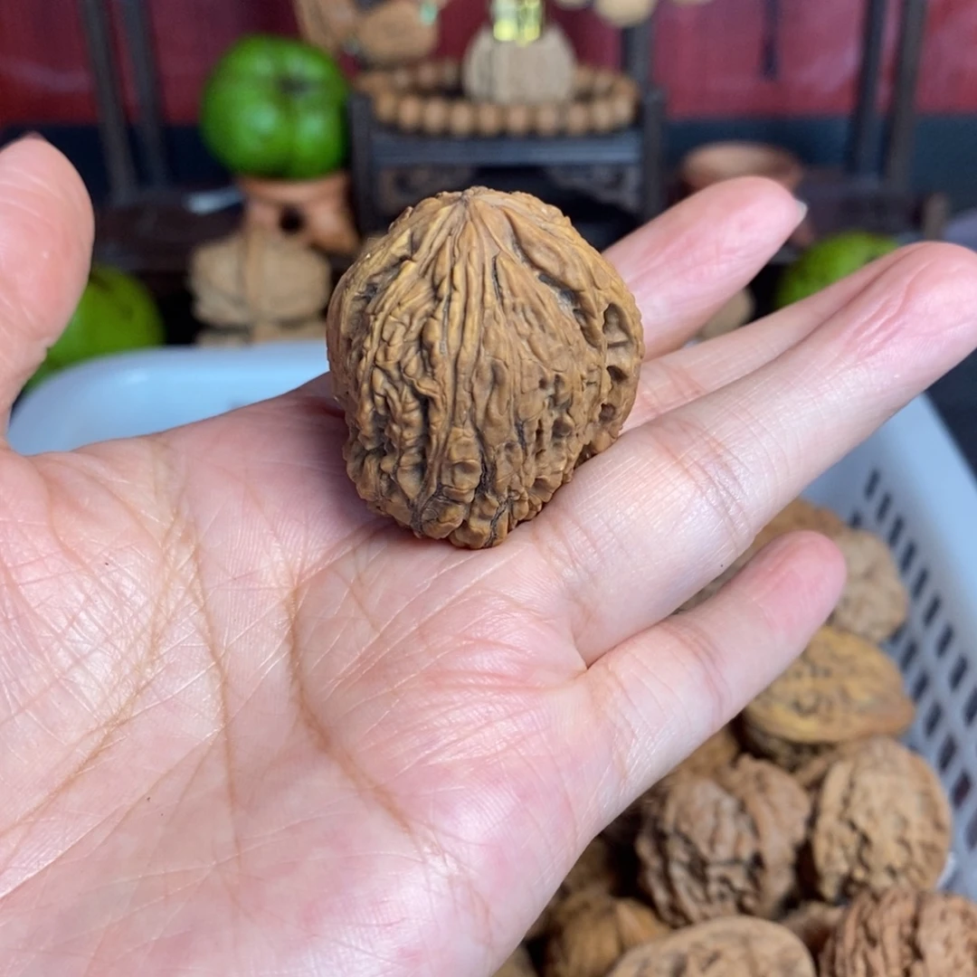 伟***歌把件文玩核桃文玩