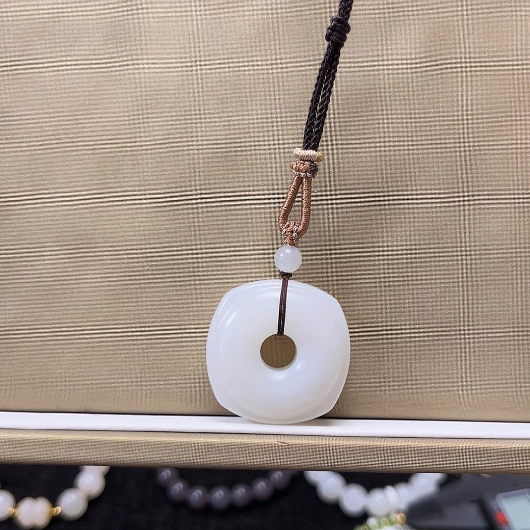 和田玉未镶嵌吊坠(不含链)