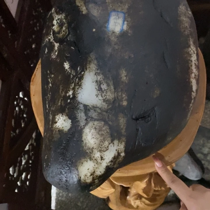 沉***默和田玉未镶嵌挂件