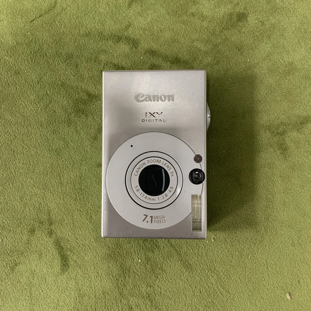 9新 Canon/佳能 ixus70/ixy10 日本原装 粉白皮王者 700w像素