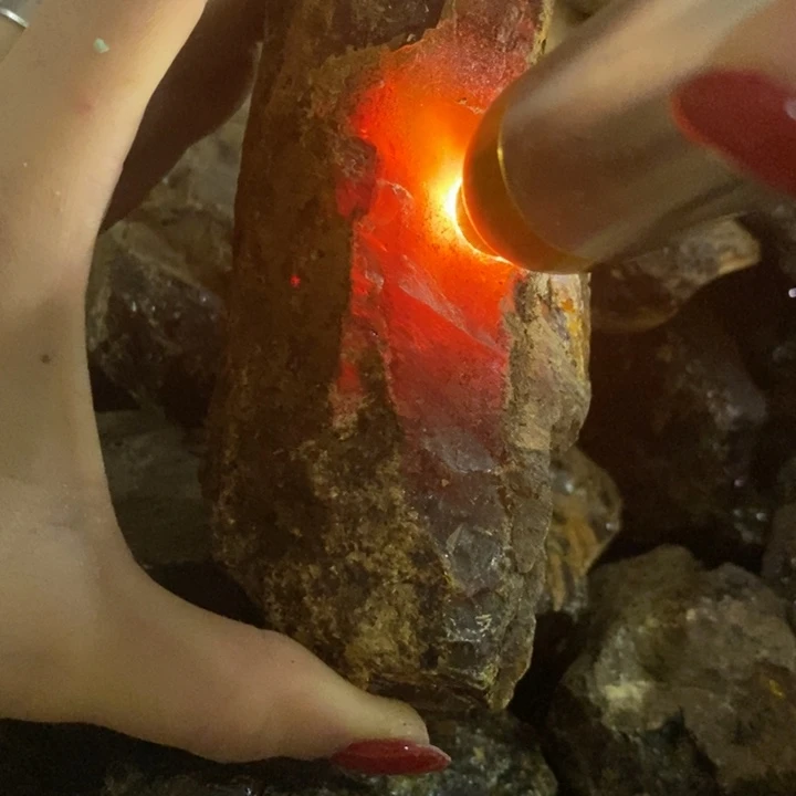 为***来挂件玛瑙/玉髓合金蓝珀