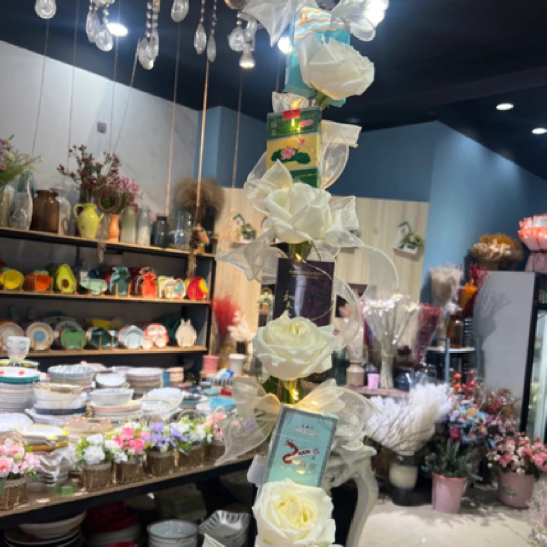 网红款一米白玫瑰花束不包括香烟