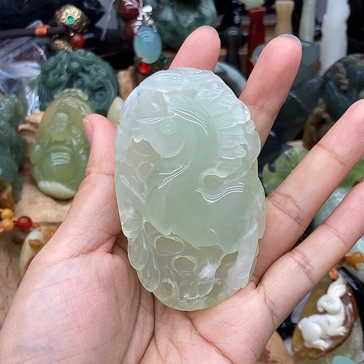 岫玉未镶嵌手把件