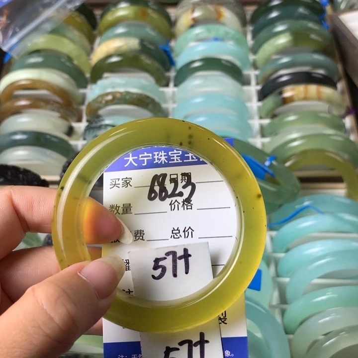 未镶嵌蛇纹石玉手镯6823