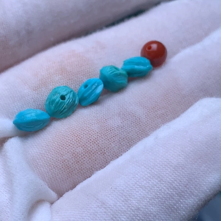 南红玛瑙未镶嵌珠宝奇石