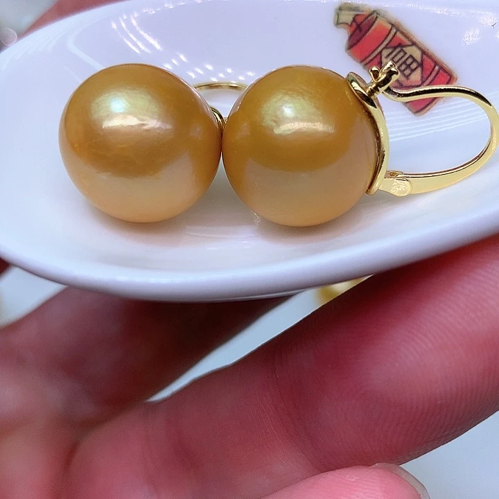 银S925镶嵌耳饰淡水珍珠