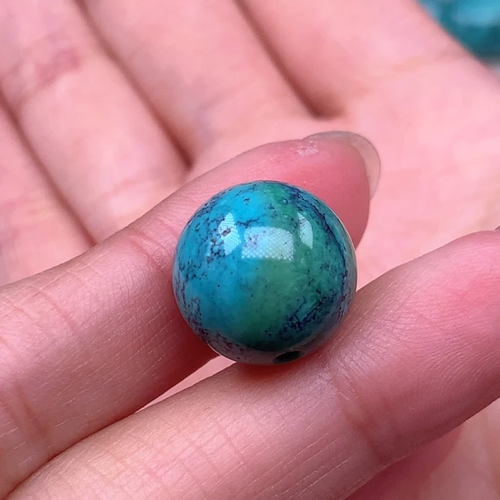 绿松石颈饰未镶嵌