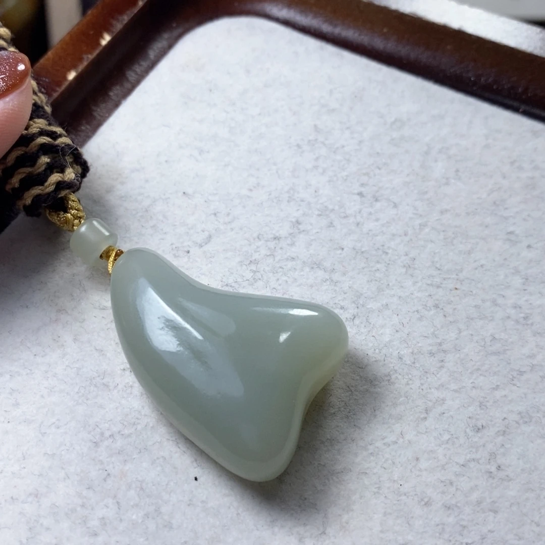 和田玉未镶嵌颈饰52