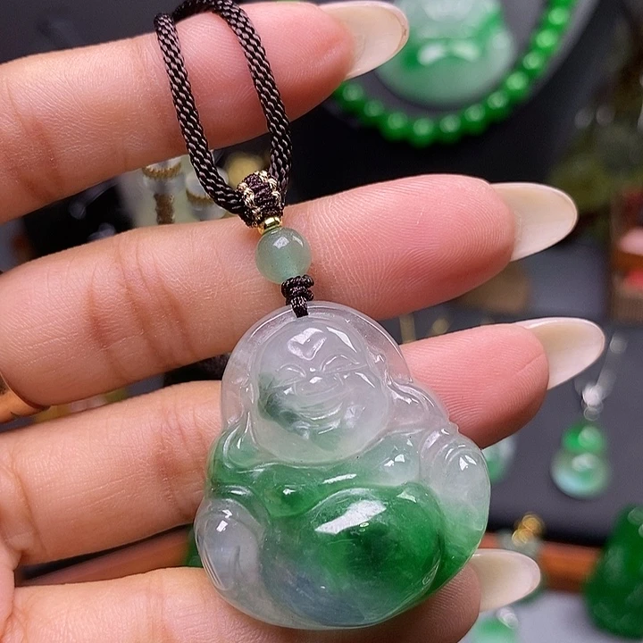 吊坠(赠链)未镶嵌翡翠