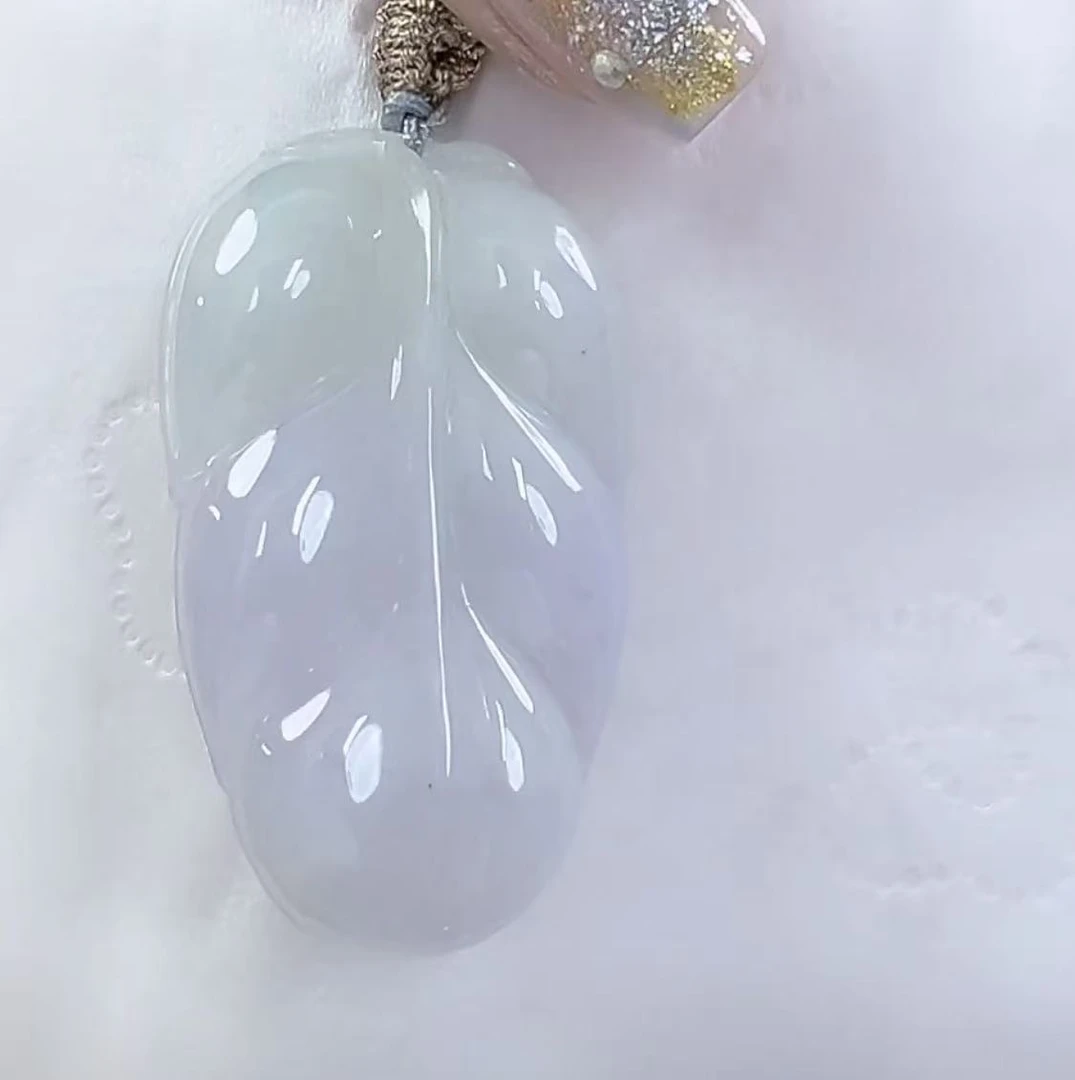 官方正品翡翠A货叶子（多样性发货发一个）宽23+高39厚5-7送绳