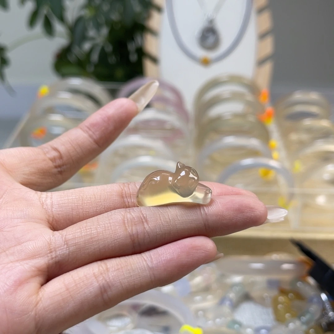 手镯玛瑙/玉髓未镶嵌