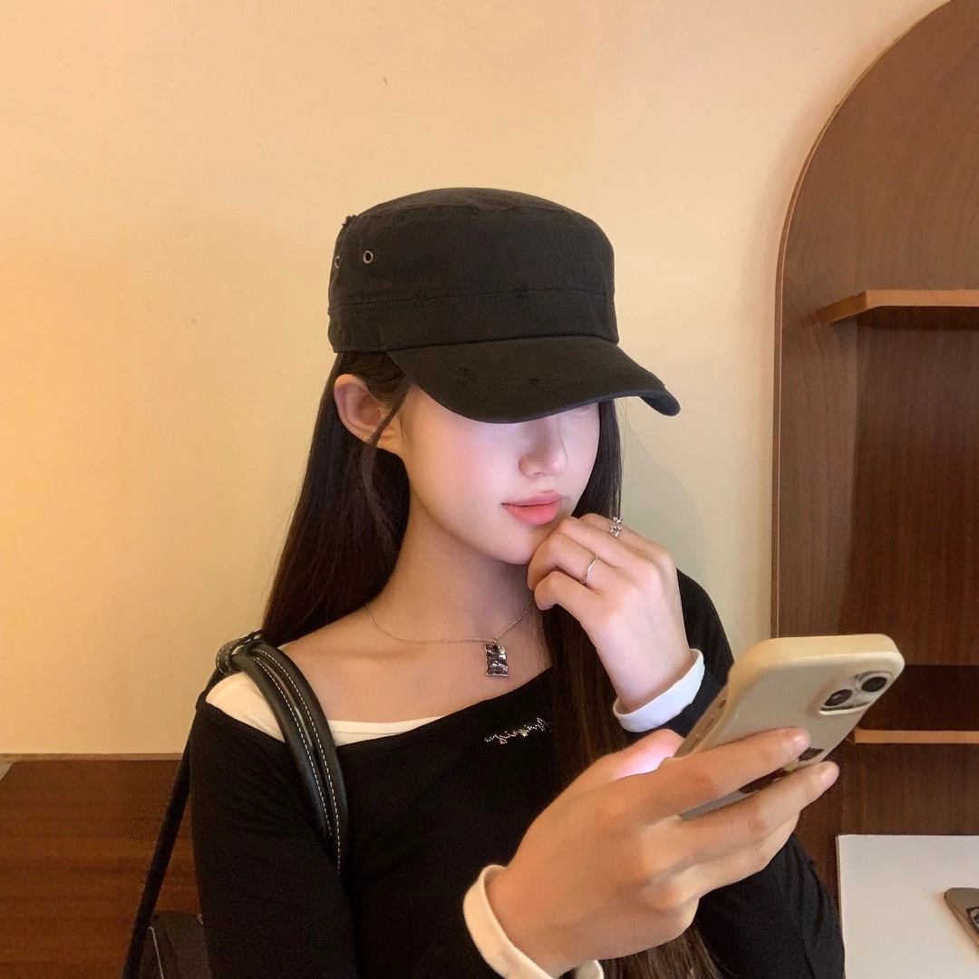 2025新款秋冬复古做旧破洞贝雷帽女韩版显脸小百搭休闲平顶帽子男