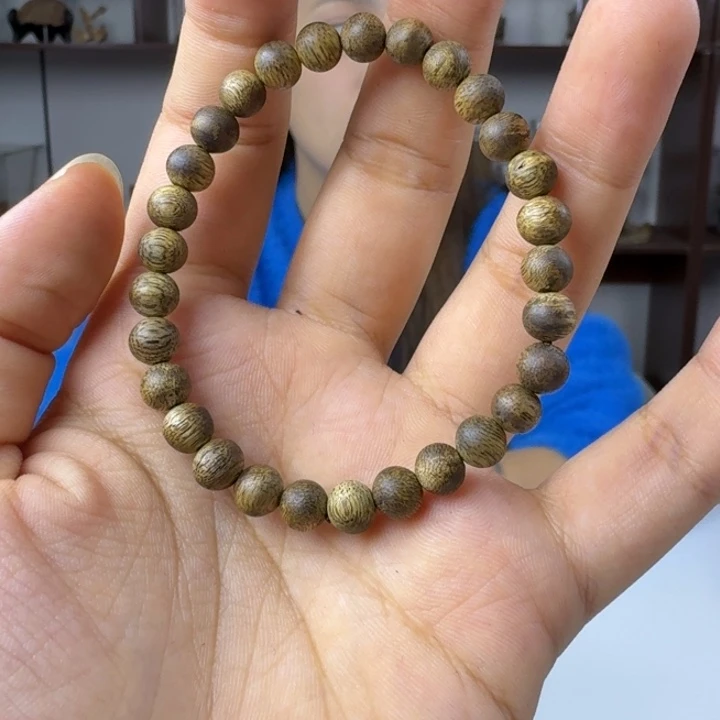 沉香沉香碎屑沉香沉香碎屑+0.6单圈圆珠+多样性发一