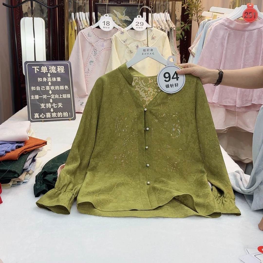 C***s非议的问题也越来越多地出现