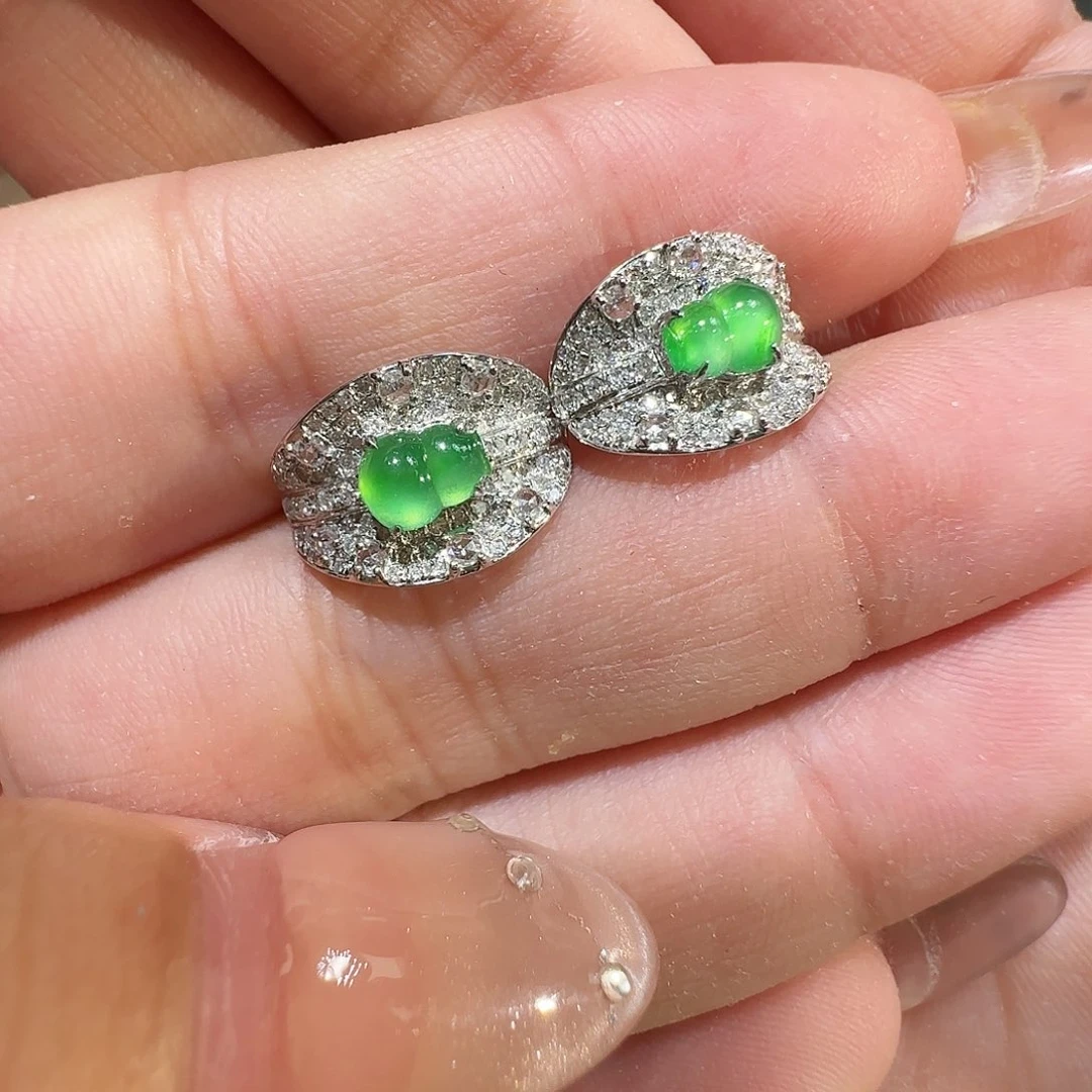 【闪购商品】颈饰18K金镶嵌翡翠