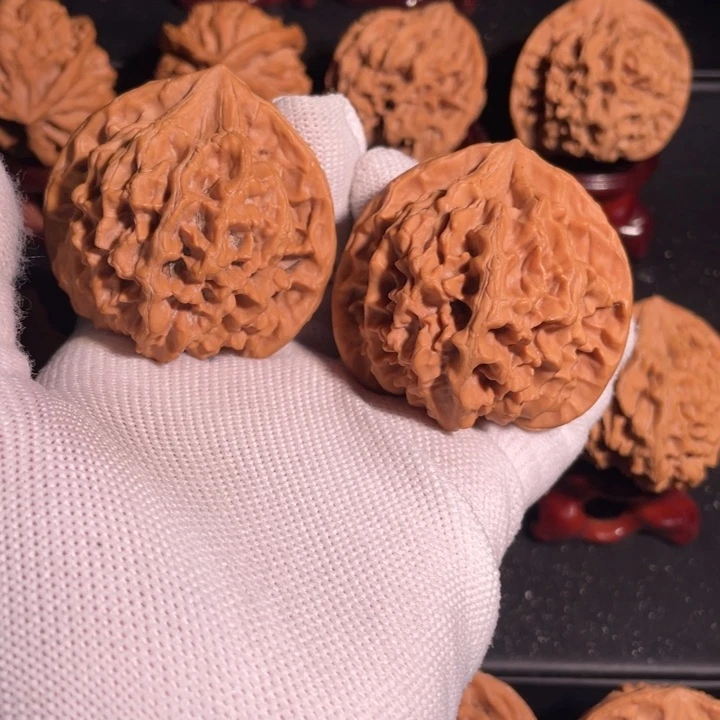 Y***N吊坠文玩核桃47官帽