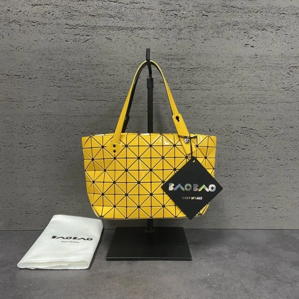 三宅一生/95新/包包/250628XZ0016/C14308710733