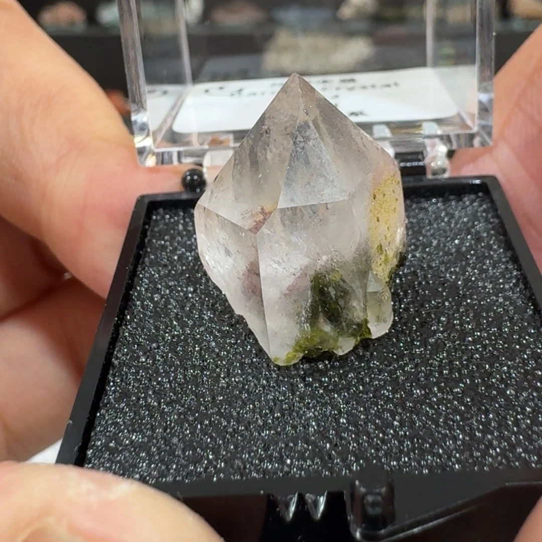 月下珠宝严选矿物