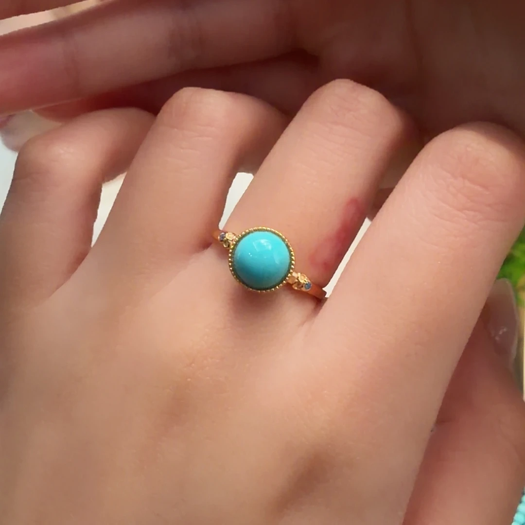 绿松石未镶嵌颈饰