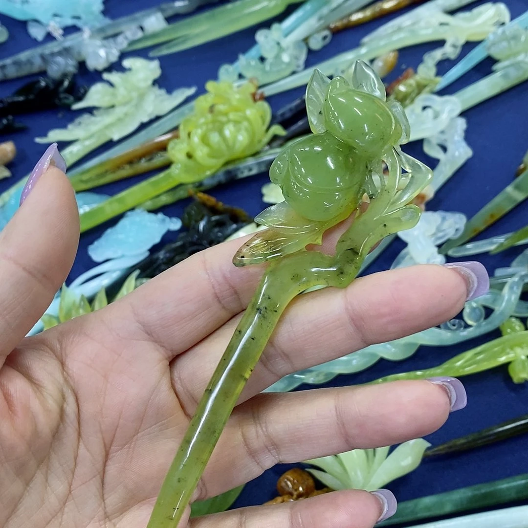 蛇纹石玉发簪未镶嵌