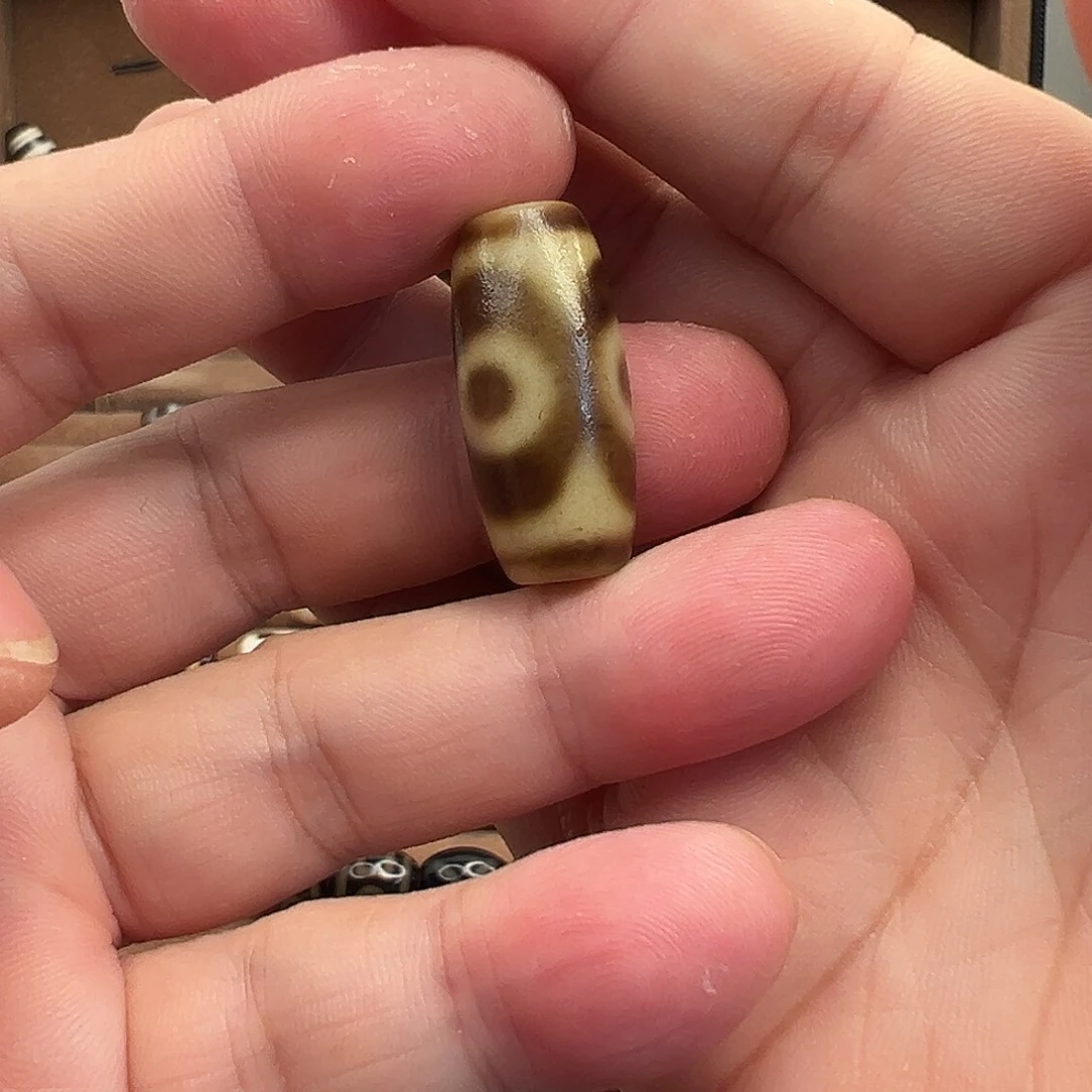 大***顺玛瑙/玉髓（覆膜）散珠