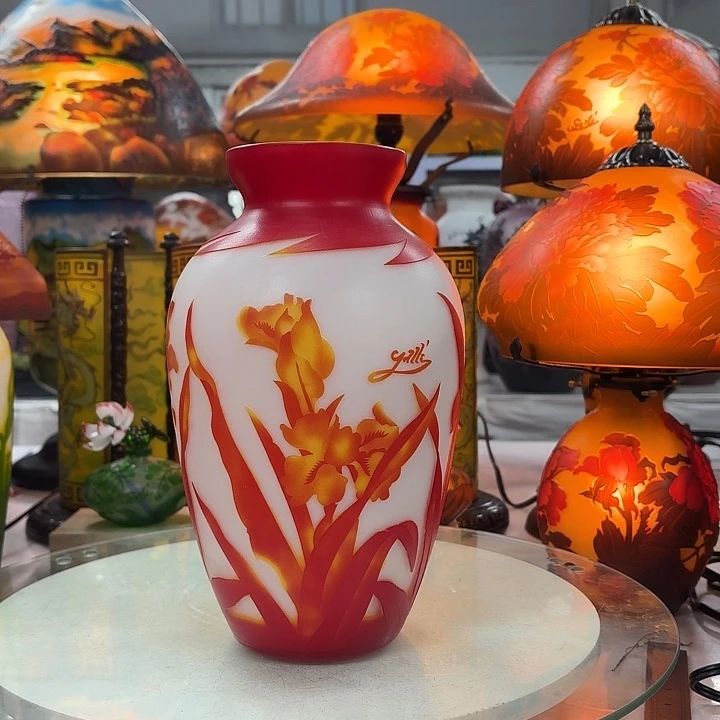 琉璃高26口6葛蕾鸢尾花