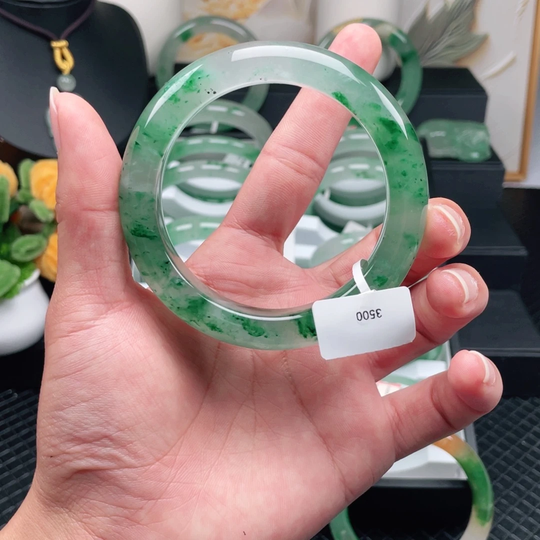 石英质玉未镶嵌手镯