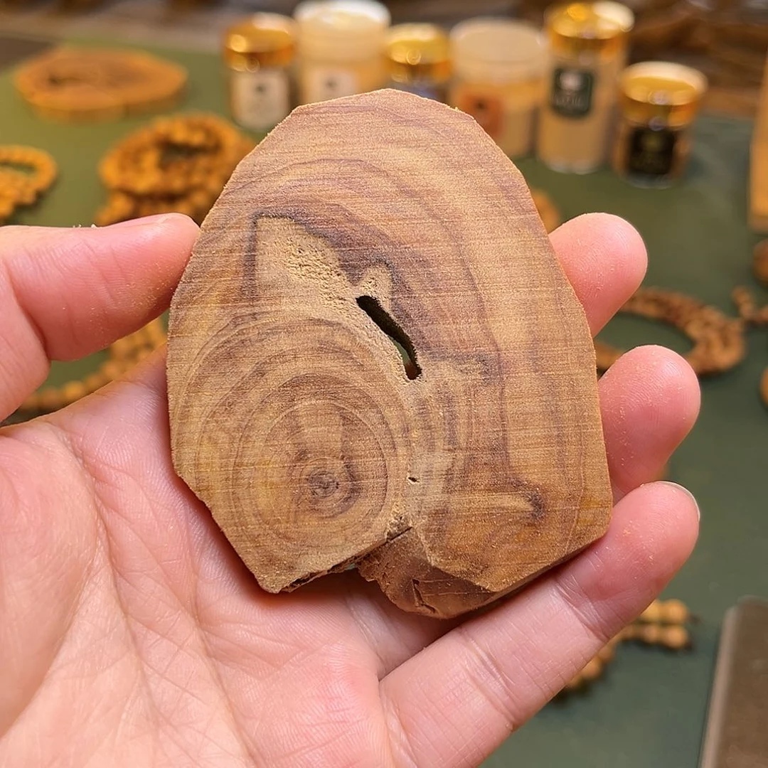 檀香木其他l****3老山檀香枯枝