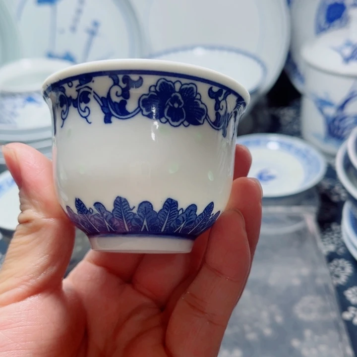 青花玲珑牡丹花小杯