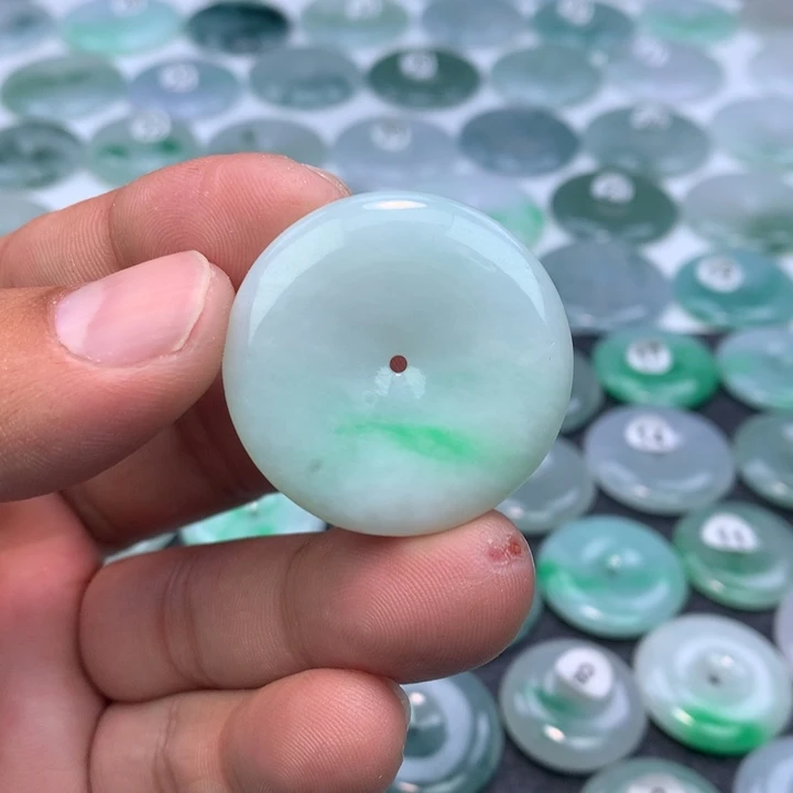 翡翠未镶嵌颈饰缅甸天然A货翡翠33.8-6.3