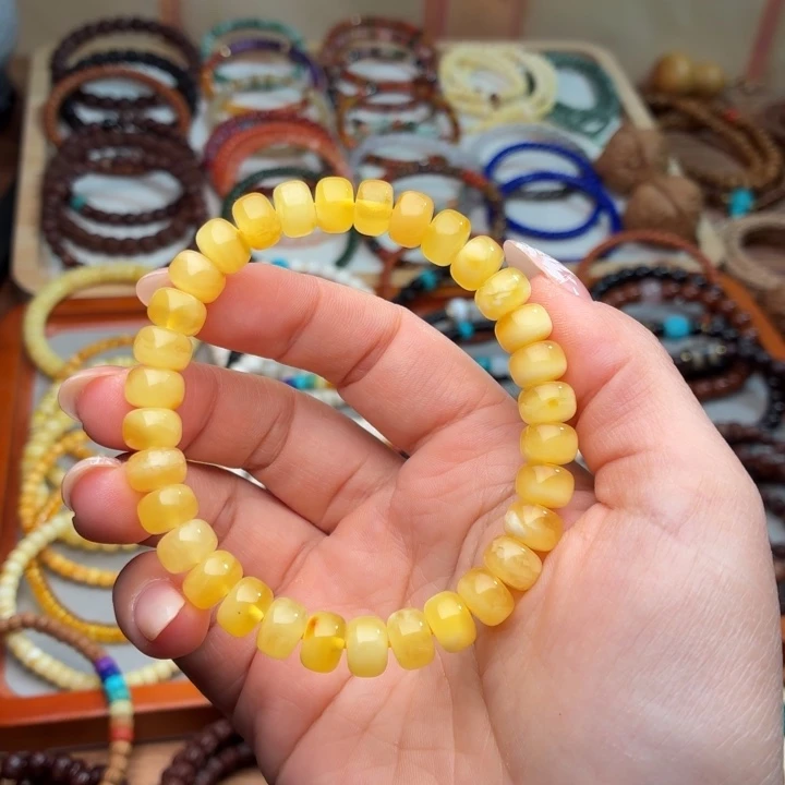 蜜蜡未镶嵌手串8.5mm