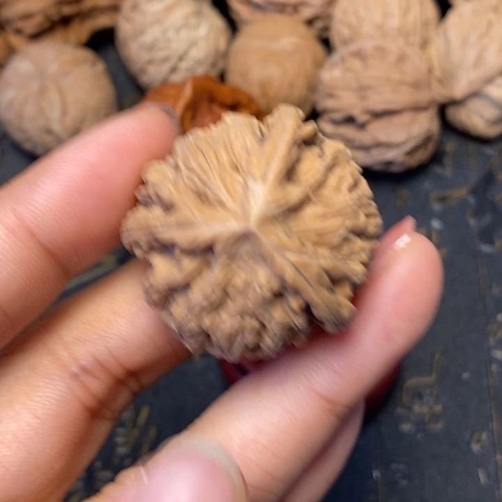 火***峰文玩核桃吊坠文玩核桃异形单只