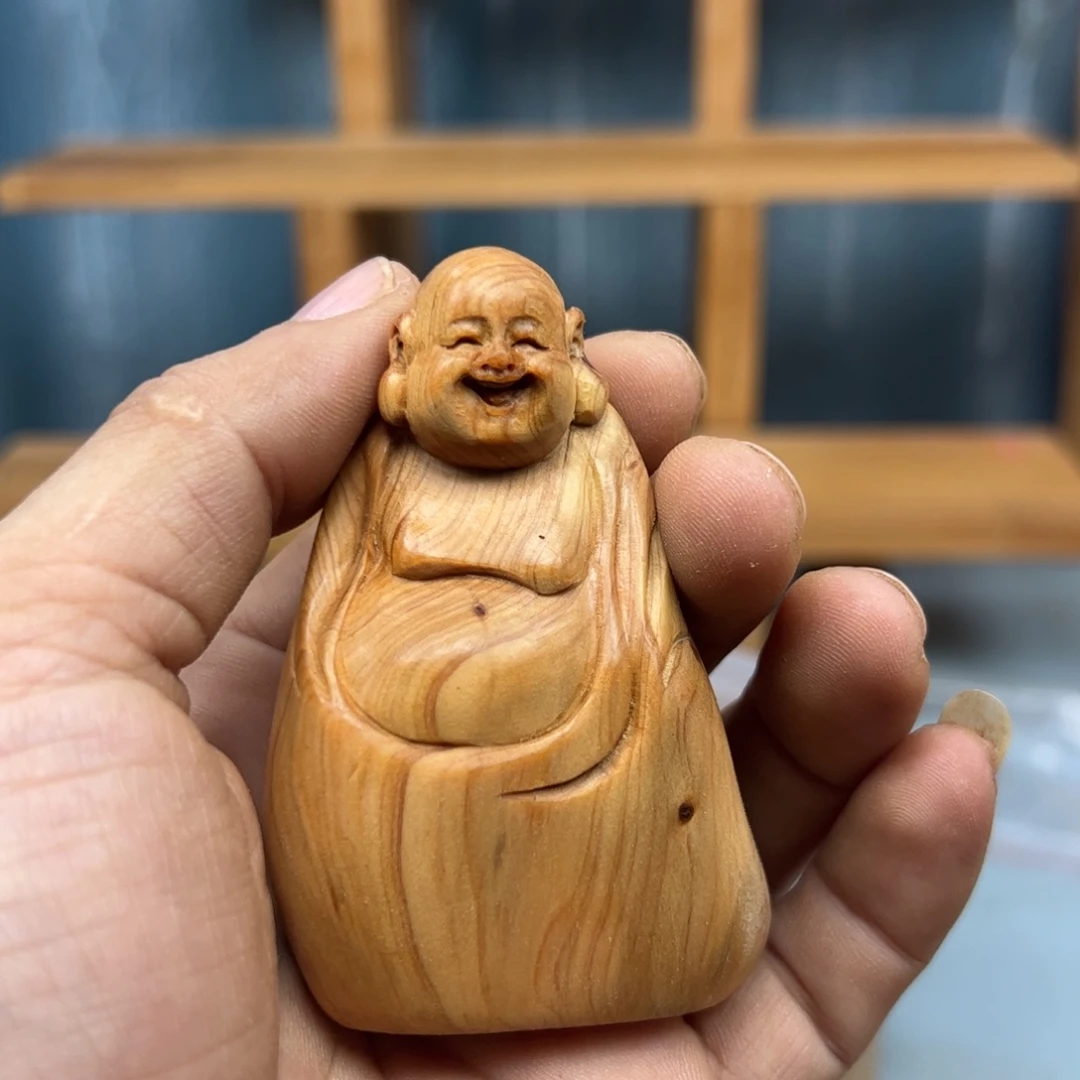 肖***动木崖柏木摆件手把件