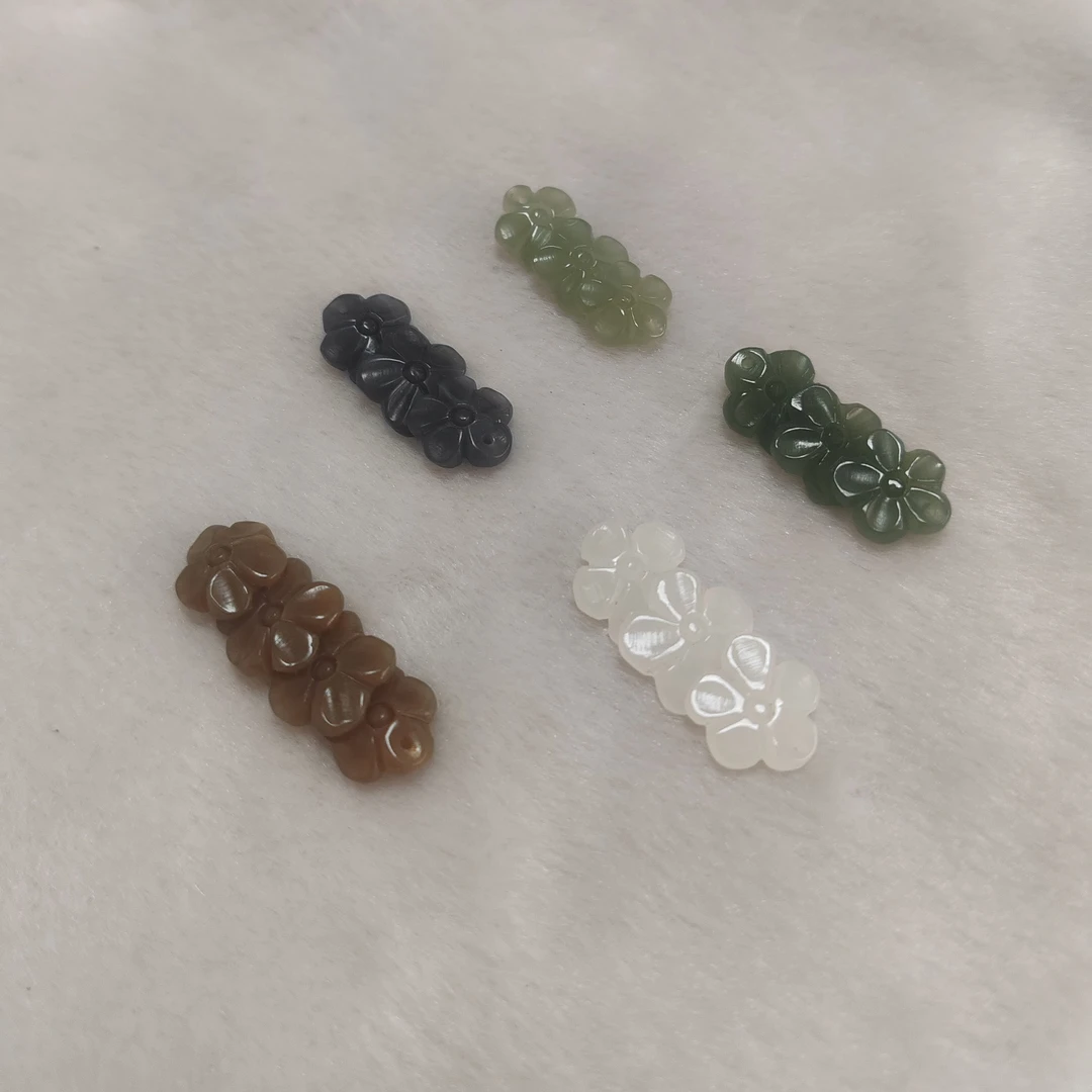 多样性发货和田玉小仙女锁吊坠配饰气质颈饰毛衣链精美时尚挂件