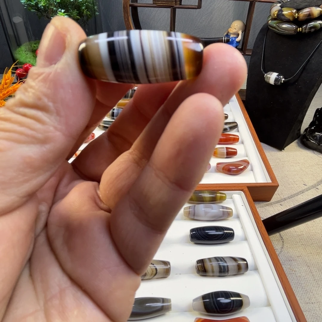 玛瑙/玉髓未镶嵌珠宝半成品