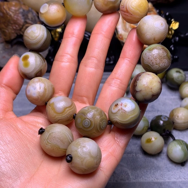 金***一玛瑙/玉髓未镶嵌裸石