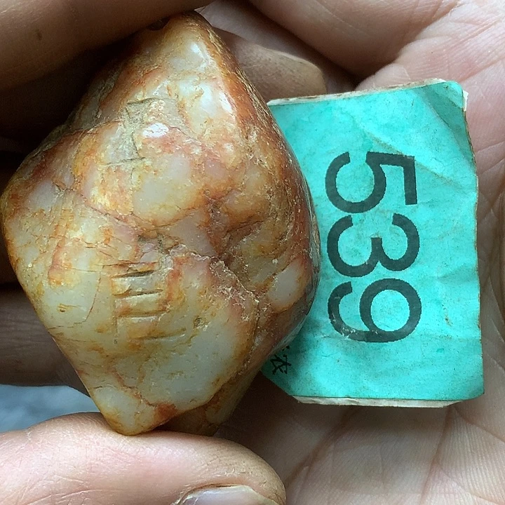 未镶嵌和田玉挂件