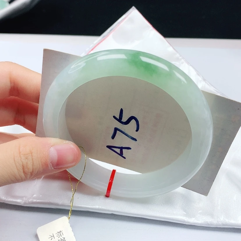 【闪购商品】翡翠手镯未镶嵌天然缅甸a货手镯59+