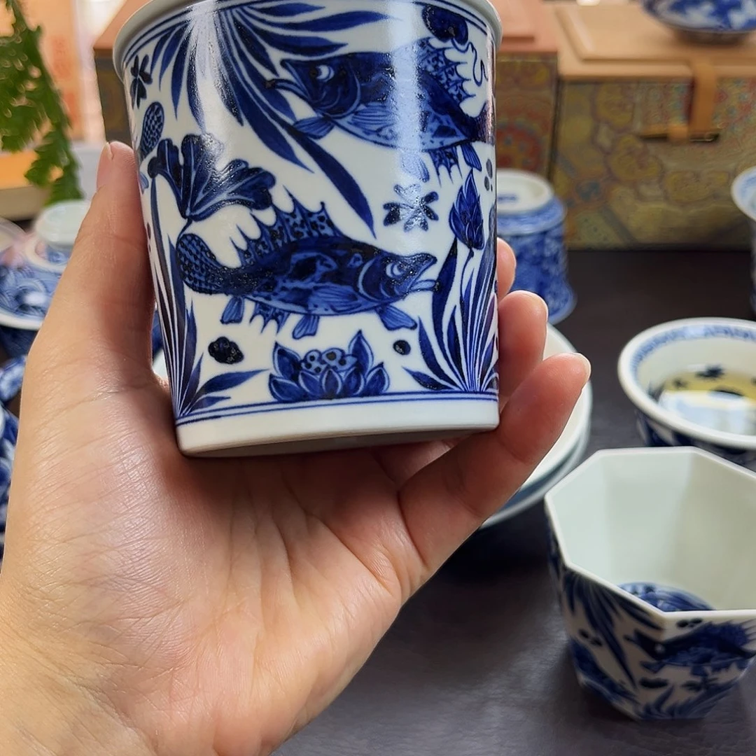 朝岚夕霞窑全手绘青花九鳜鱼杯原矿釉烧制