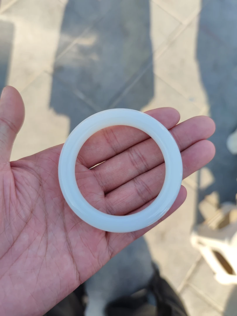 和田玉和田玉羊脂白手镯