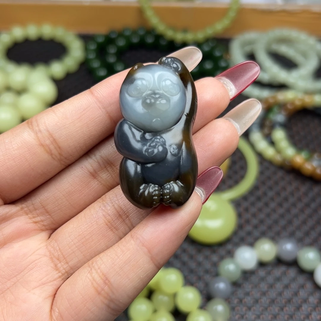 和田玉吊坠未镶嵌