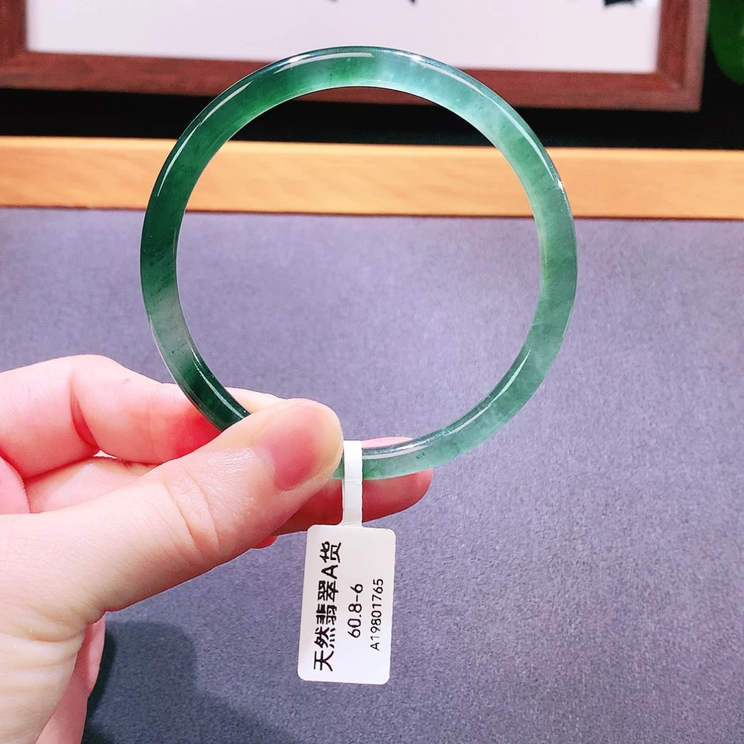 未镶嵌手镯翡翠天然翡翠