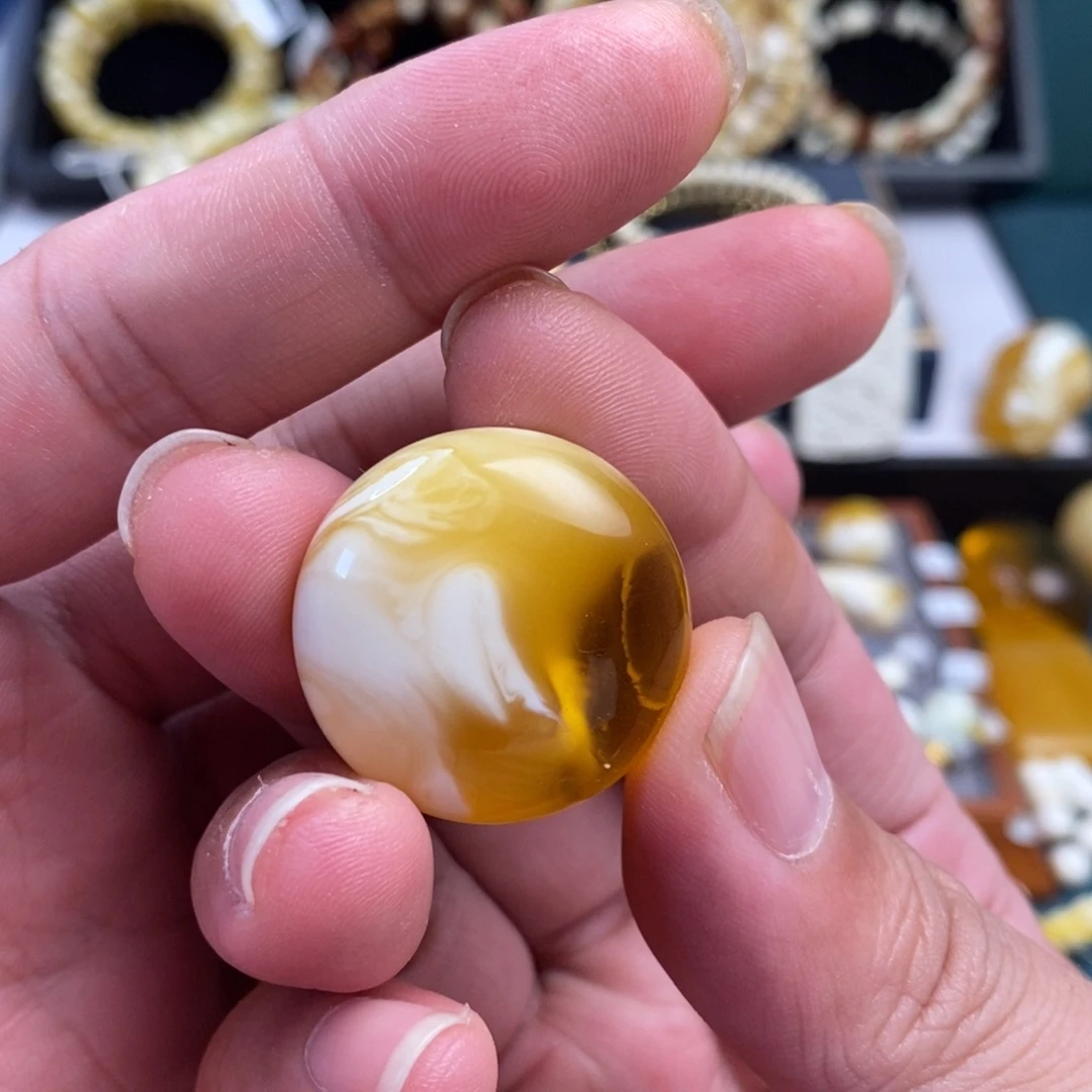 蜜蜡未镶嵌裸石金瓷白饼子