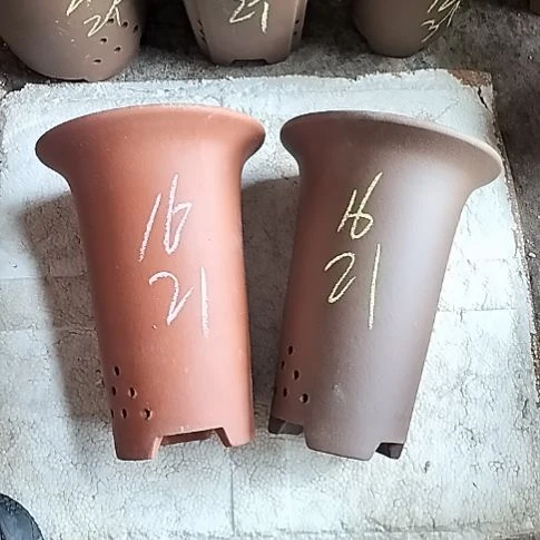 红泥紫泥小兰两个花盆