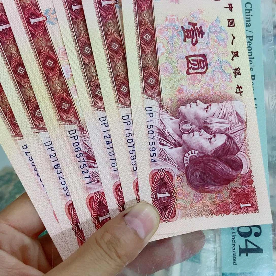 晴*天390000000006张小天蓝