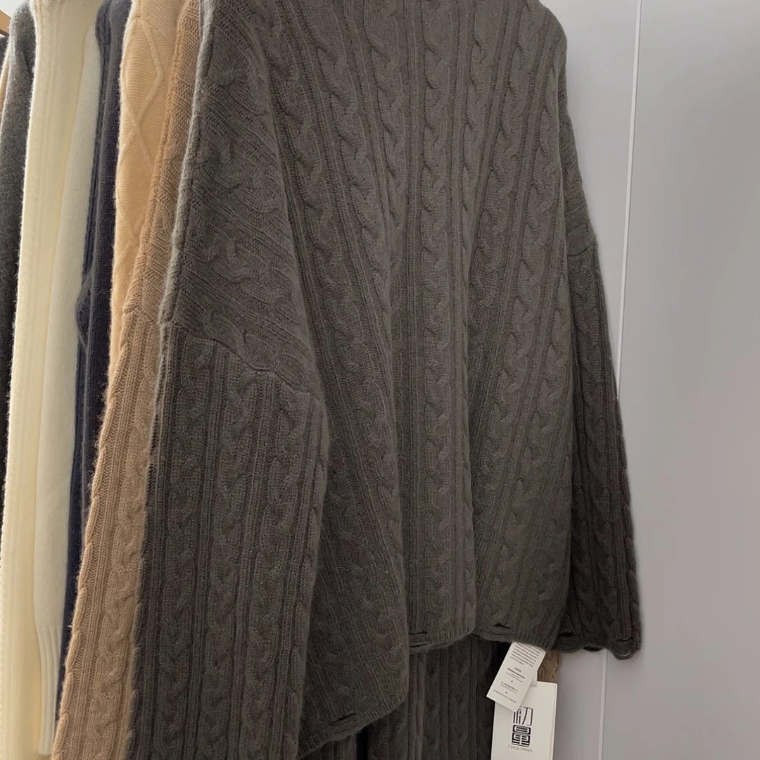 长裤套装 一个上衣 一个裤子