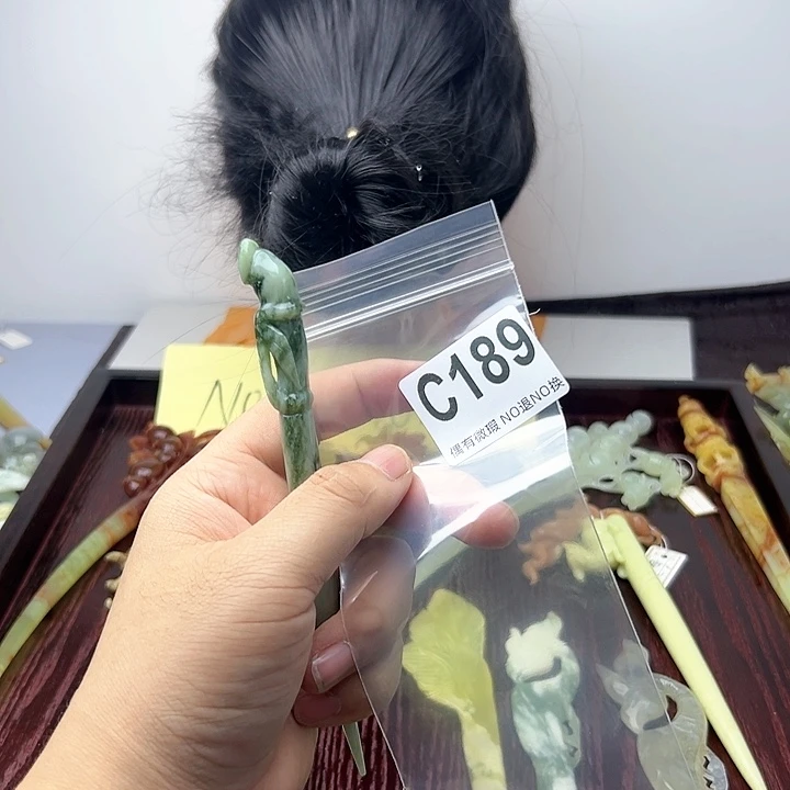 蛇纹石玉发饰合金轻****寓