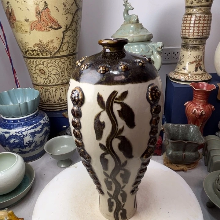 摆件开**刻定窑梅瓶瓷摆件1